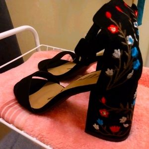 Kar Bow Heels. Brand New